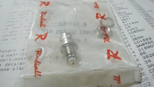 1pcs RADIALL R141554 Panel mount , Female, BNC Connector - Imagen 2 de 2