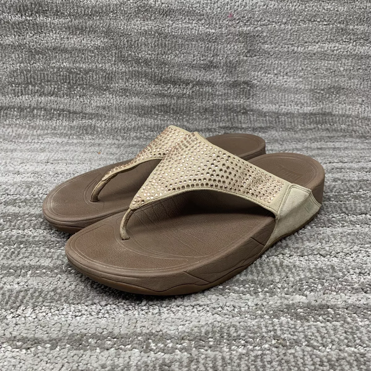 Women s FitFlop Lulu Weave Thong Sandals Pale Gold Brown Shoes sz