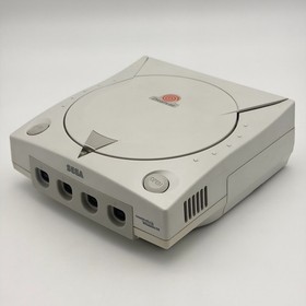 SEGA DreamCast Console (HKT-3000) w/Box Japanese Version Excelent Condition