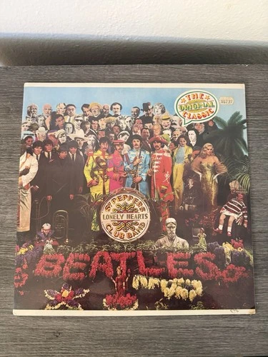 The Beatles Sgt. Pepper's Lonely Hearts Club Band LP Vinyl Rock Capitol Records