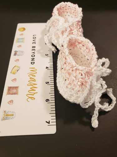Preemie/ Newborn Hand Crochet Dress set. Pink/white. - Picture 4 of 10