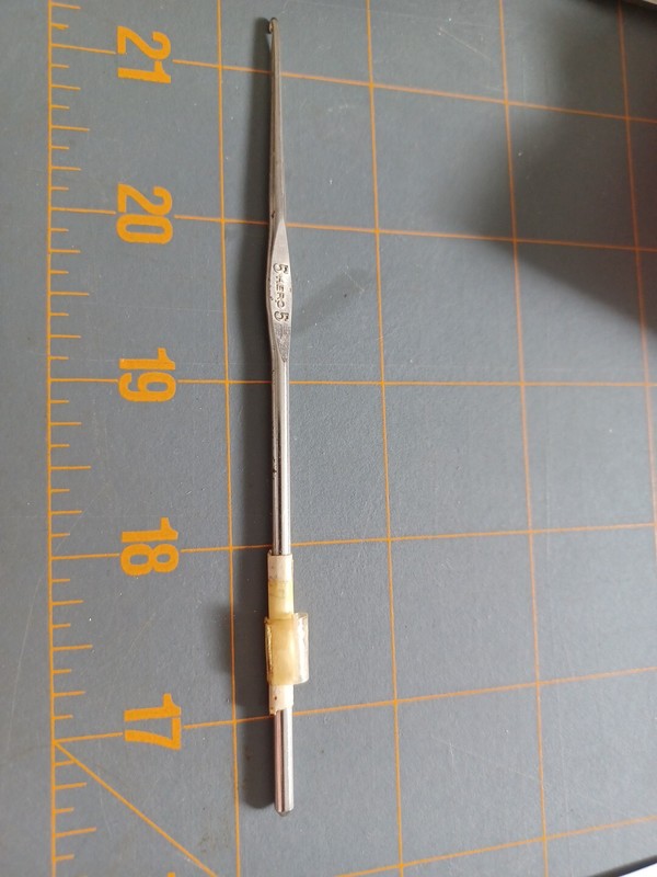 Vintage Used Hero Crochet Hook Made In England Size 5 Metal Silver
