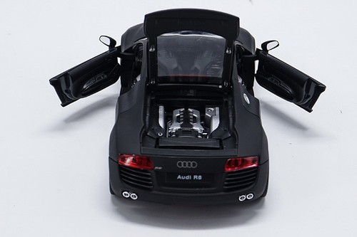 Welly 1:24 Audi R8 Matte Black Diecast Model Car New in Box - Picture 5 of 6