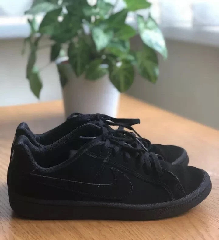 Court Royale Suede Trainers Black Lace Trainers Size 3 EUR 35.5 - 833535 |