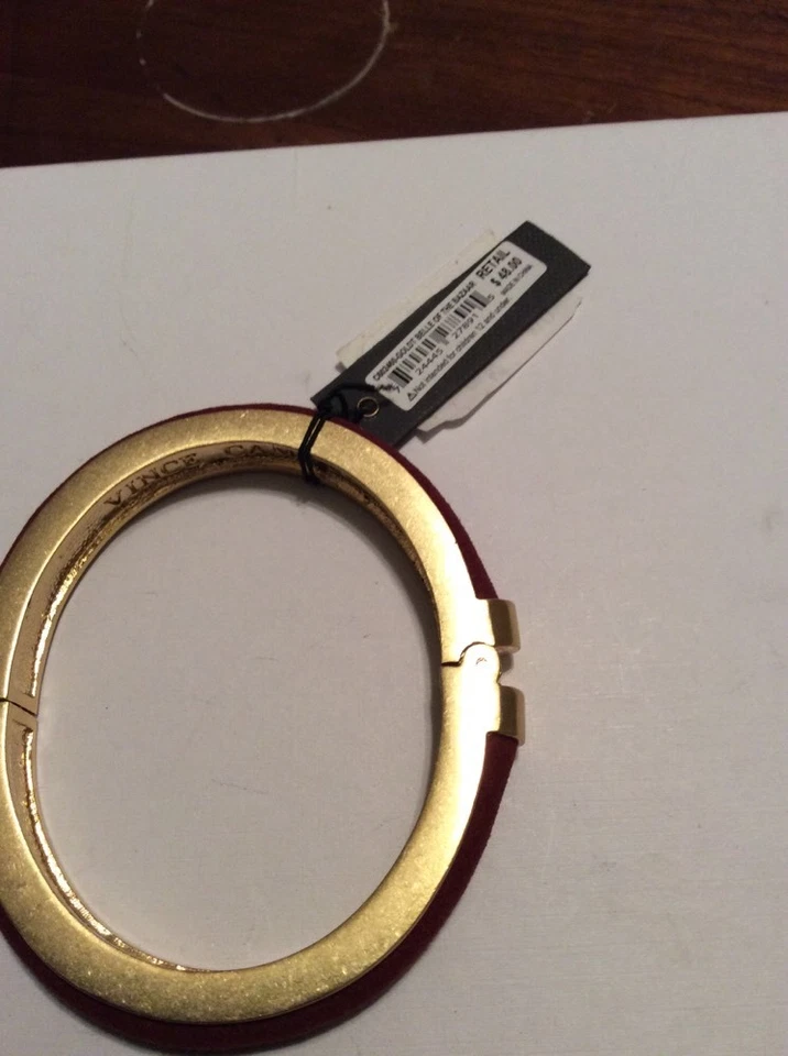 Brazalete Vintage Camuto Belle Of The Bazaar Tono Dorado ROJO Gamuza Incrustación Bisagras $48 V15 Foto 4 de 4