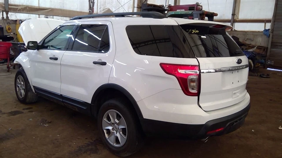 Carrier Rear Fits 10-19 TAURUS 6359514 Foto 2 de 4