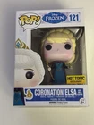 Funko Pop Disney Frozen Coronation Elsa with Orb & Scepter Hot Topic #121 +case