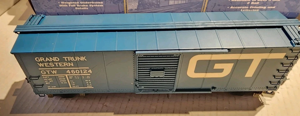 Atlas O Scale USRA Steel Rebuilt Box Car Grand Trunk Western #460124 - Image 2 of 4