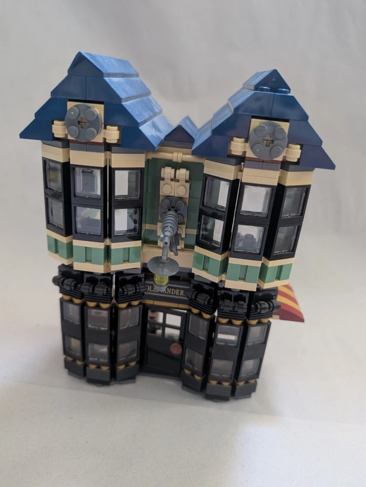 LEGO Harry Potter 10217 Diagon Alley, photo 3 of 5