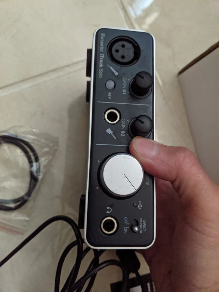 Focusrite Itrack Solo USB Audio Recording Interface For iPad and PC - Image 3 of 4