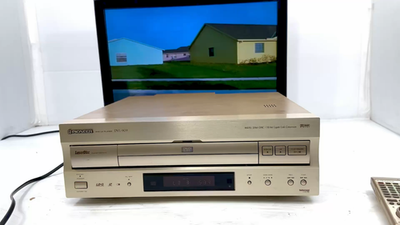 Pioneer DVL-909 LD / DVD / CD Laserdisc Player, Tested Video