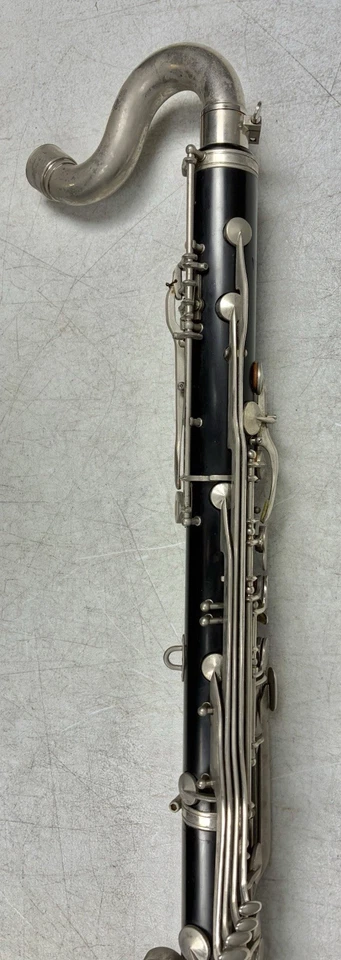 CLARINETE BAJO YAMAHA YCL220 PARA REPUESTOS O REPARACIÓN 5351 Foto 3 de 4