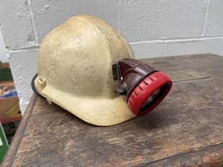 VINTAGE MINERS HELMET WITH OLDHAM TYPE G LAMP NO BATTERY