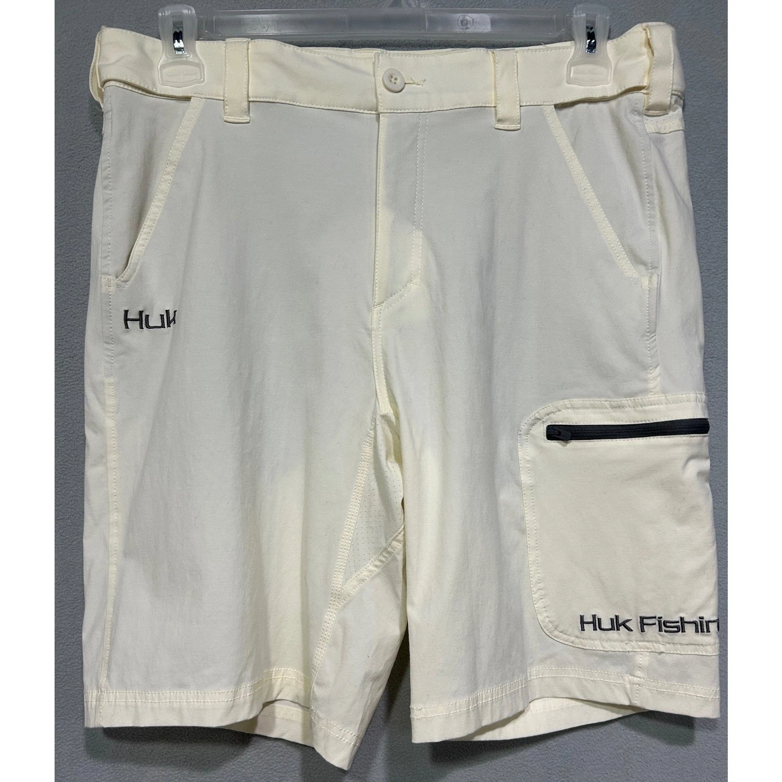 Huk Fishing Shorts Mens Large Cream Performance Cargo Quick Dry Vented Boat