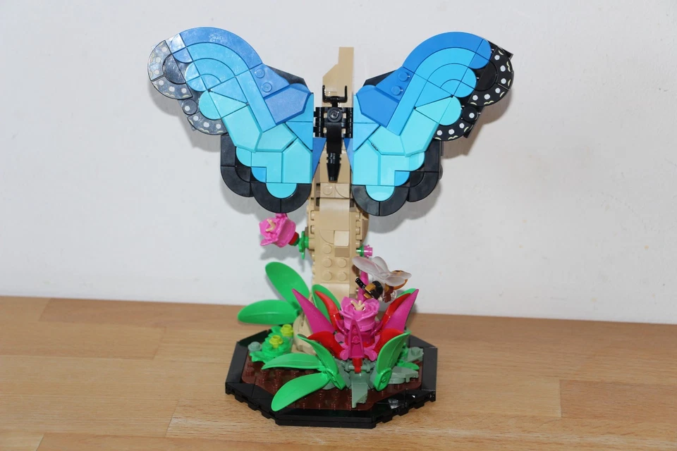 LEGO Ideas 21342 The Insect Collection, Foto 4 von 5