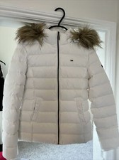 Tommy Hilfiger Essential Puffer Size Xs Brand New