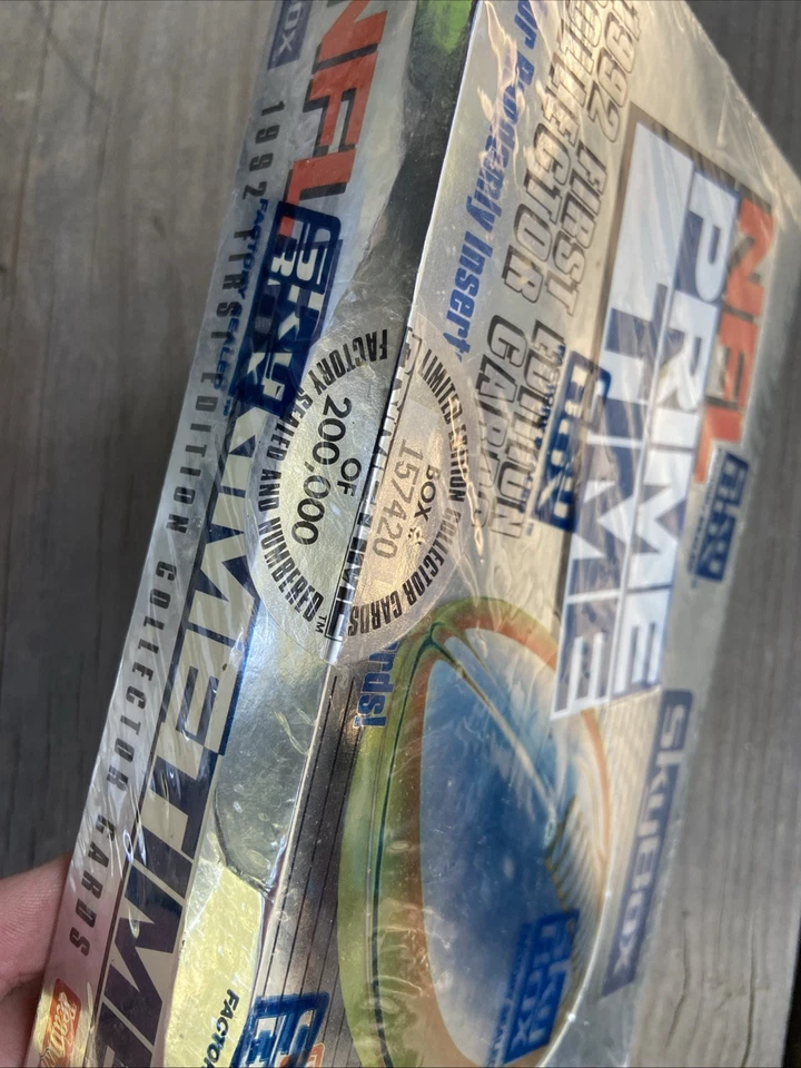 1992 SkyBox NFL Prime Time First Edition Football Box FACTORY SEALED - Image 2 of 4