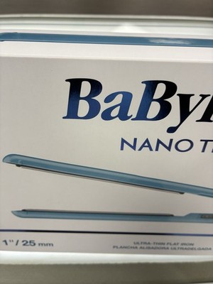 BaBylissPRO Nano Titanium 1 in Ultra-Thin Flat Iron Titanium Plates Blue 450°F