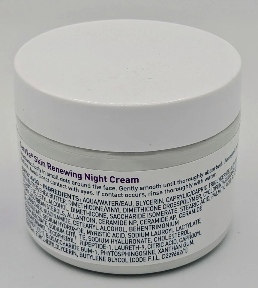 Crema de noche CeraVe para rostro, crema hidratante renovadora de piel para hombres y mujeres Foto 2 de 4