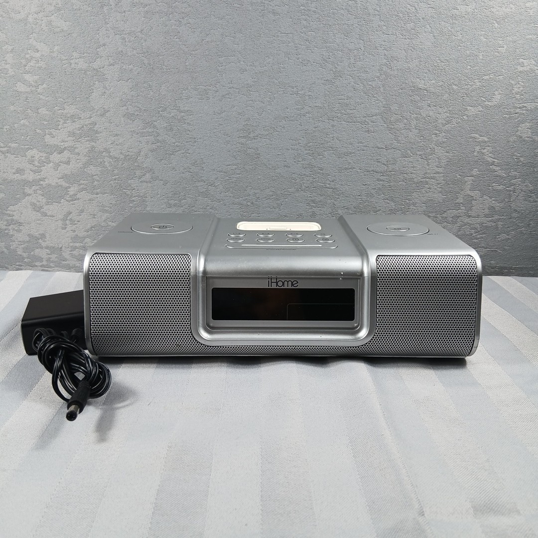 iHome iH9 AM/FM Dual Alarm Clock Radio Docking Station for iPod Gray