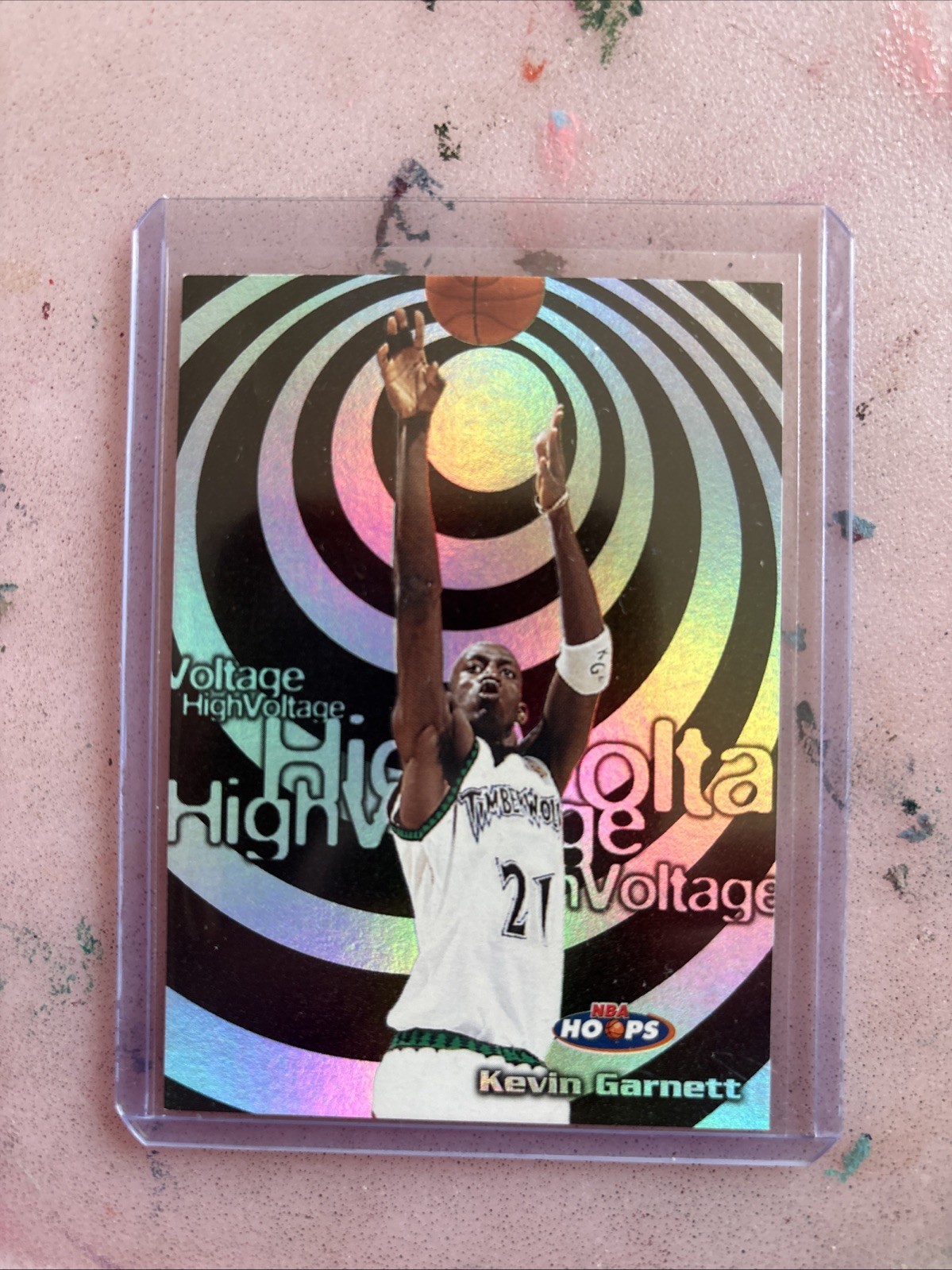 1997-98 NBA Hoops - High Voltage Kevin Garnett #10HV