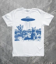 Cowboy Cat UFO T-Shirt – Retro Vintage Meme Tee, Funny Cat Lover Gag Gift
