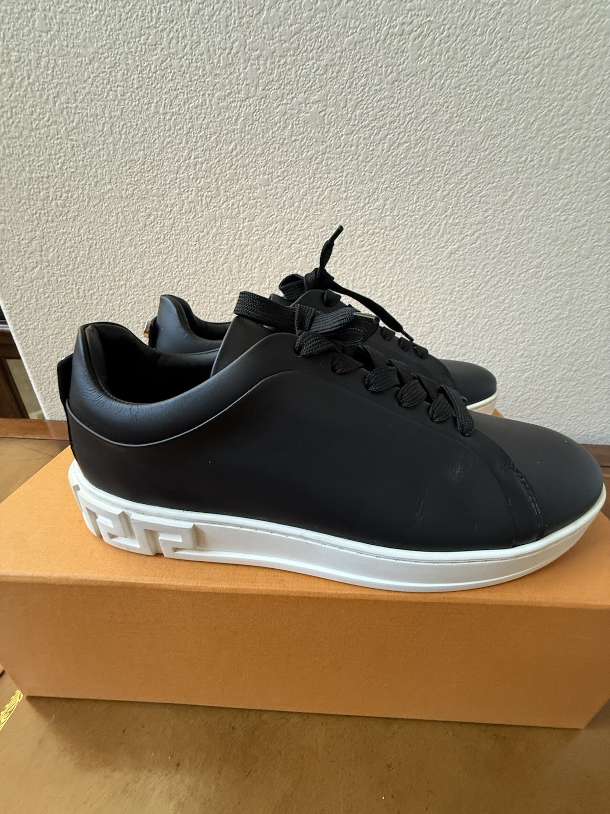 AUTHENTIC VERSACE BLACK LEATHER GRECA SNEAKERS ME… - image 12