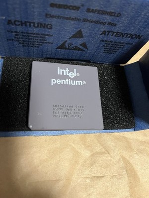Intel Pentium 100 A80502100 SY007 Sockel/Socket 7 100MHz/66MHz CPU Prozessor