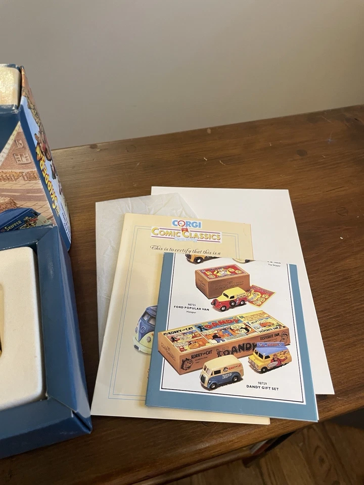 Corgi Comic Classics 1/43 Scale 98757 VW Van The Skipper Boxed Limited Edition - Image 3 of 4