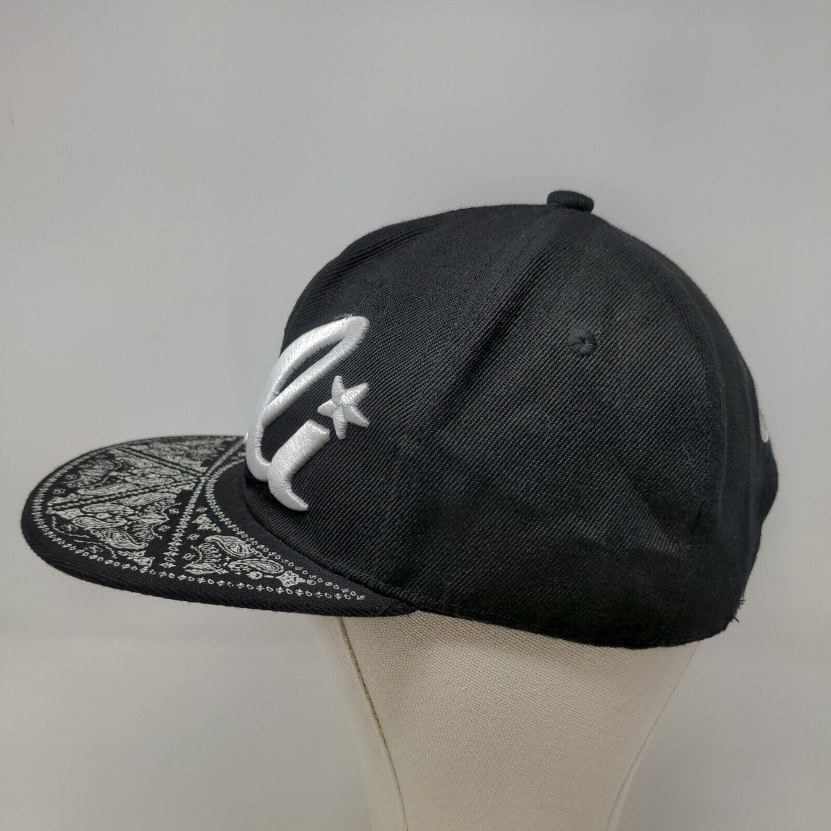 Readings Men's Snapback Flat Bill Hat Black Embroidered California Logo View 3