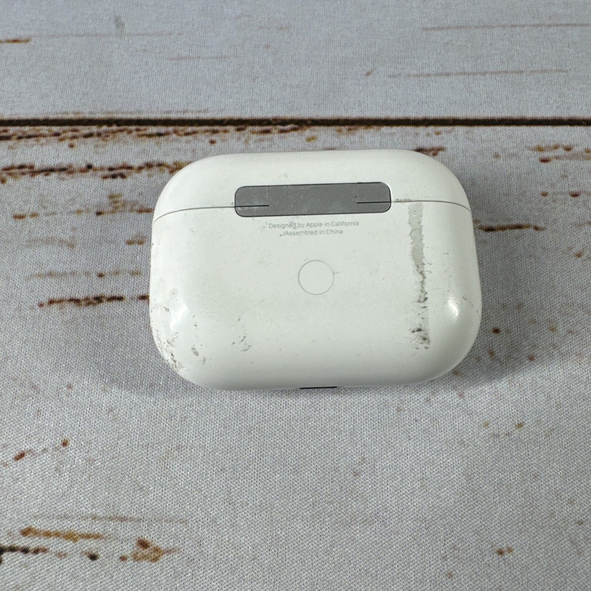 Apple AirPods Pro 1st Generation Model A2190 Magsafe Wireless