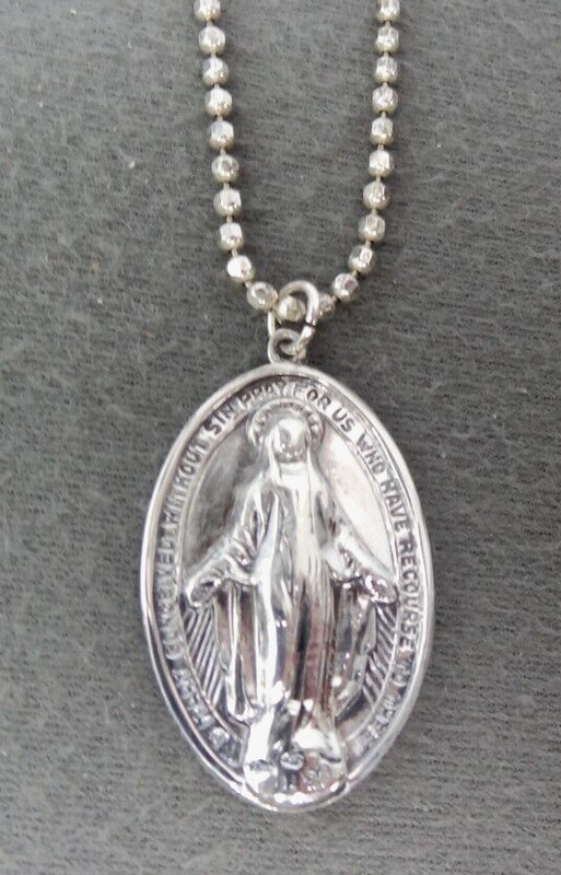 Chapel sterling silver miraculous medal on 22" beaded chain