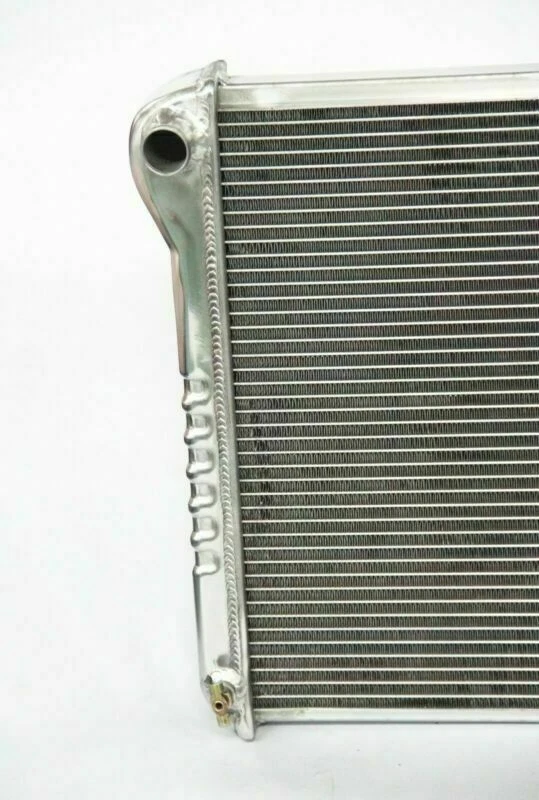 RADIADOR PULIDO KKS 3 FILAS PARA 88-95 CHEVY GMC C/K 1500 2500 3500 5.0 5.7 V8 28" Foto 2 de 4