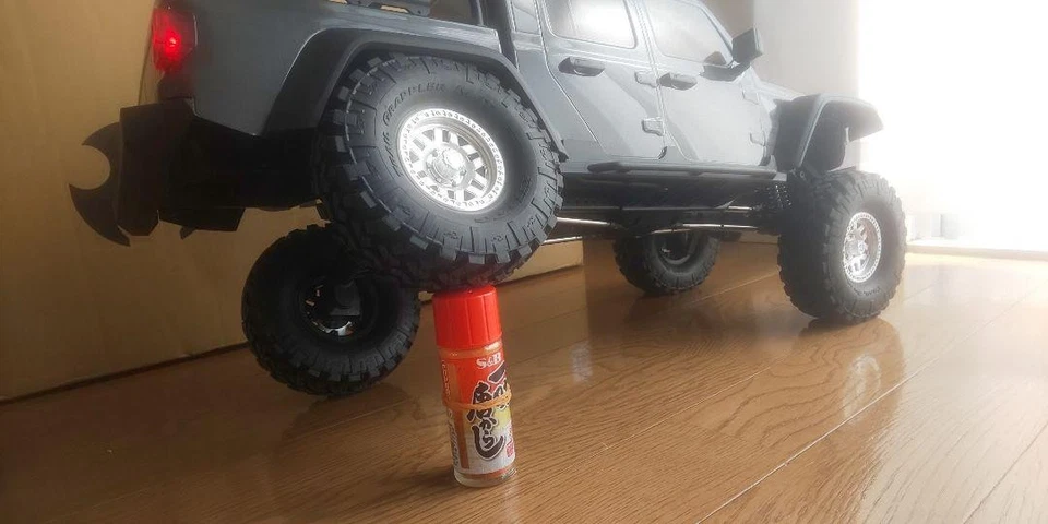 Scx10 Iii Jeep Gladiator Rtr Rock Crawler 4X4 Rc Truck With Battery Ready To - Image 3 of 4