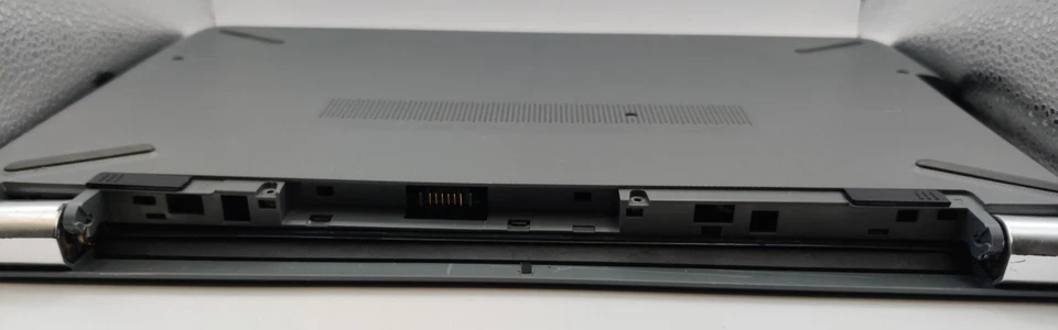 HP 15-BS051OD Laptop Intel Core i3-7100u 4GB *PARTS ONLY* - Image 3 of 4