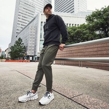 NWT VRST men S Limitless Jogger Pants Slim Fit Drawstring Olive green