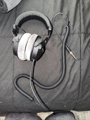 Beyerdynamic DT 770 PRO 32 Ohm Black Headphones