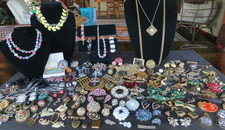 Vtg Jewelry Lot Gold Fill Vendome Necklace Brooches Lanvin Paris Bracelet 137 Pc