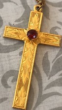 Vtg Gold Plated Embossed Red Rhinestone Cross Pendant Necklace-Estate