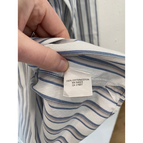 Men's Banana Republic Blue & White striped Button Up Dress Shirt Size Large - Picture 3 of 4