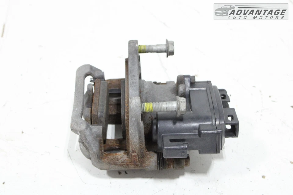 2019-2023 CHEVROLET BLAZER FWD REAR RIGHT ABS BRAKE CALIPER 84273830 OEM - Image 4 of 4