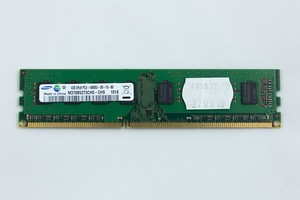 Samsung 4GB DDR3-1333MHz 240-Pin M378B5273CH0-CH9 RAM Modul [Gebraucht]