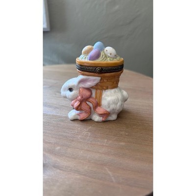 Vintage 1998 Easter Bunny Rabbit Porcelain Hinged Trinket Box with Egg Basket