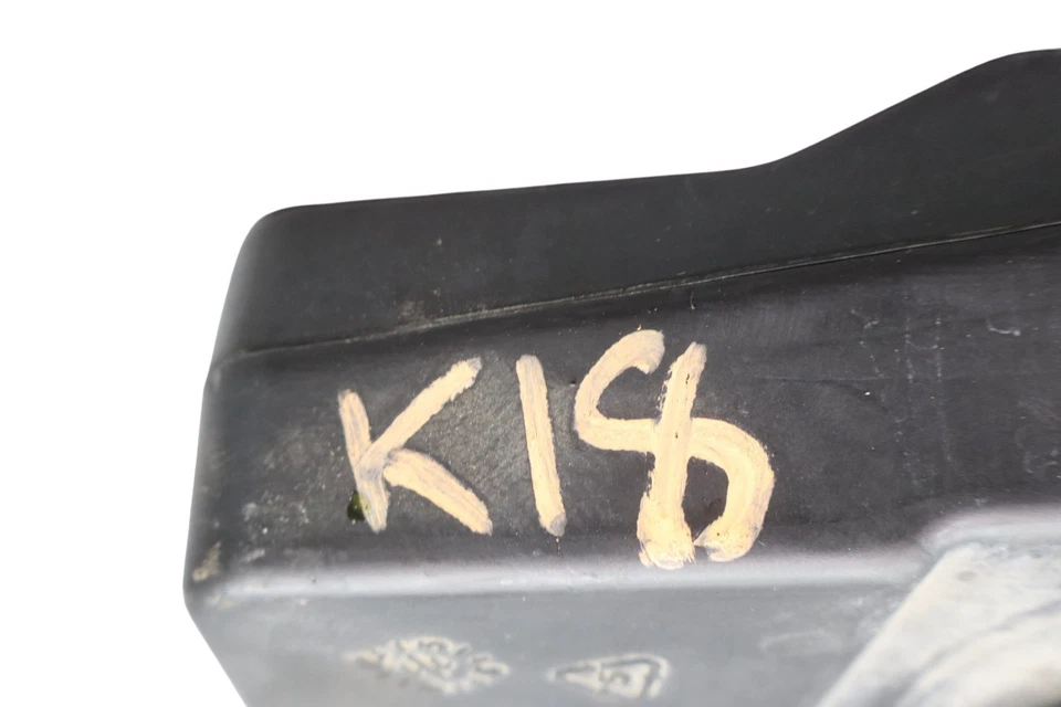 12-18 Audi A7 Quattro lavadora de para-brisa reservatório tanque enchimento pescoço 4G1955462 fabricante de equipamento original - Imagem 4 de 4