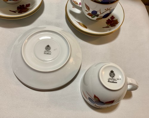 Lot 6pcs Royal Worcester Evesham Gold Fruit Design 3 Coffee Tea Cups, 3 Saucers - Picture 3 of 3