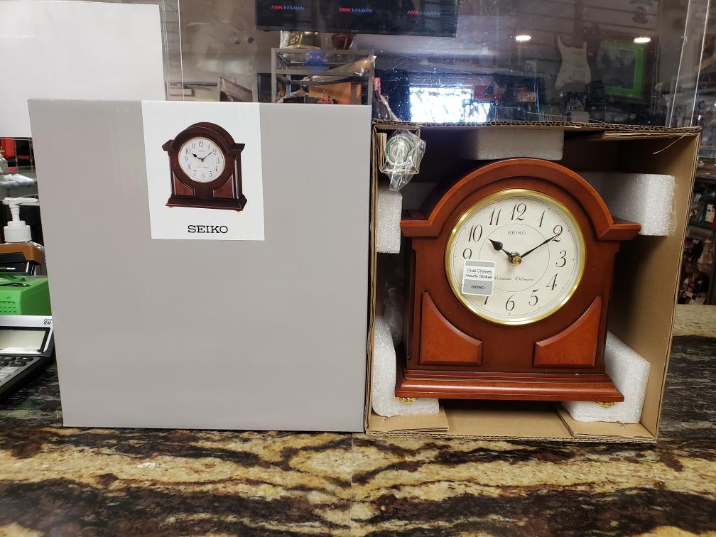 Seiko Wood Dual Chime Westminster Whittington Mantle Clock QXJ012BL (YTP023480)
