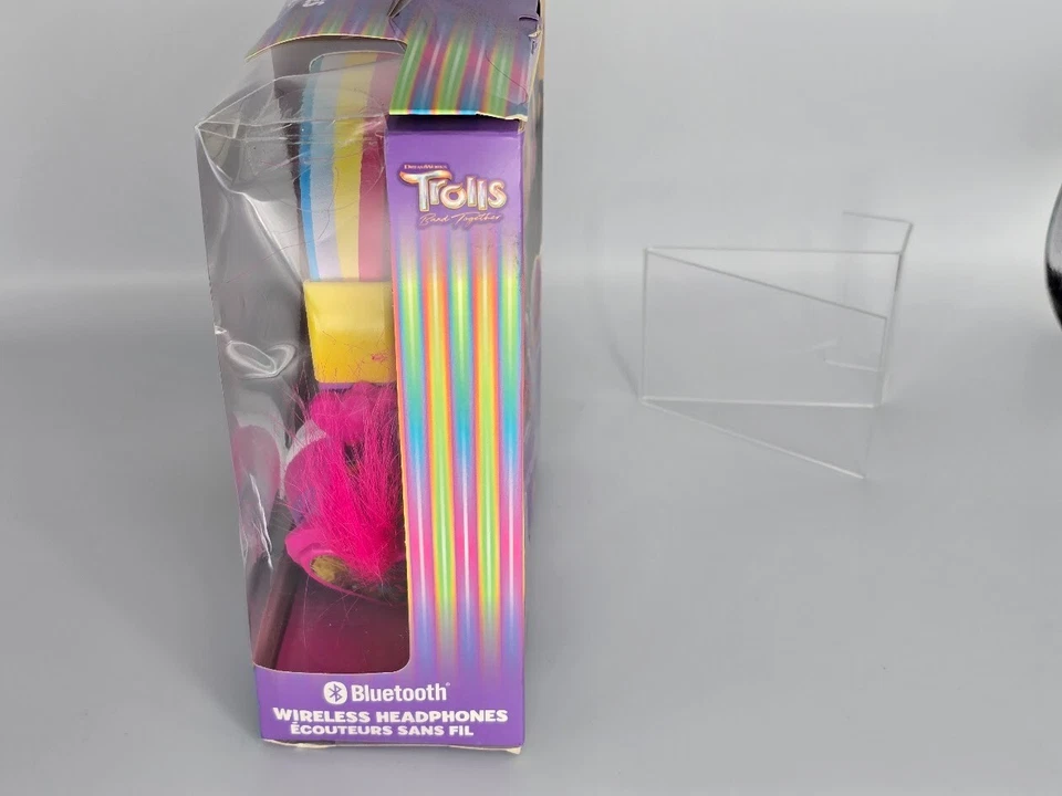 eKids DreamWorks Trolls Band Together Kids Wireless Headphones NEW, Damaged Box - Image 4 of 4