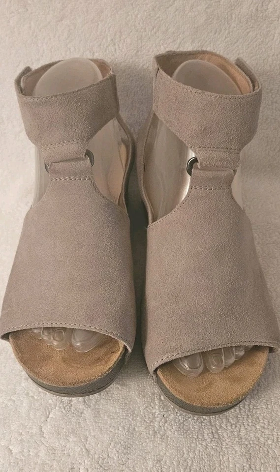 Sandalia Dansko Cuero Taylin Cómoda Plantilla Gris Taupe Gamuza Pulida Mujer’s 7 Foto 4 de 4