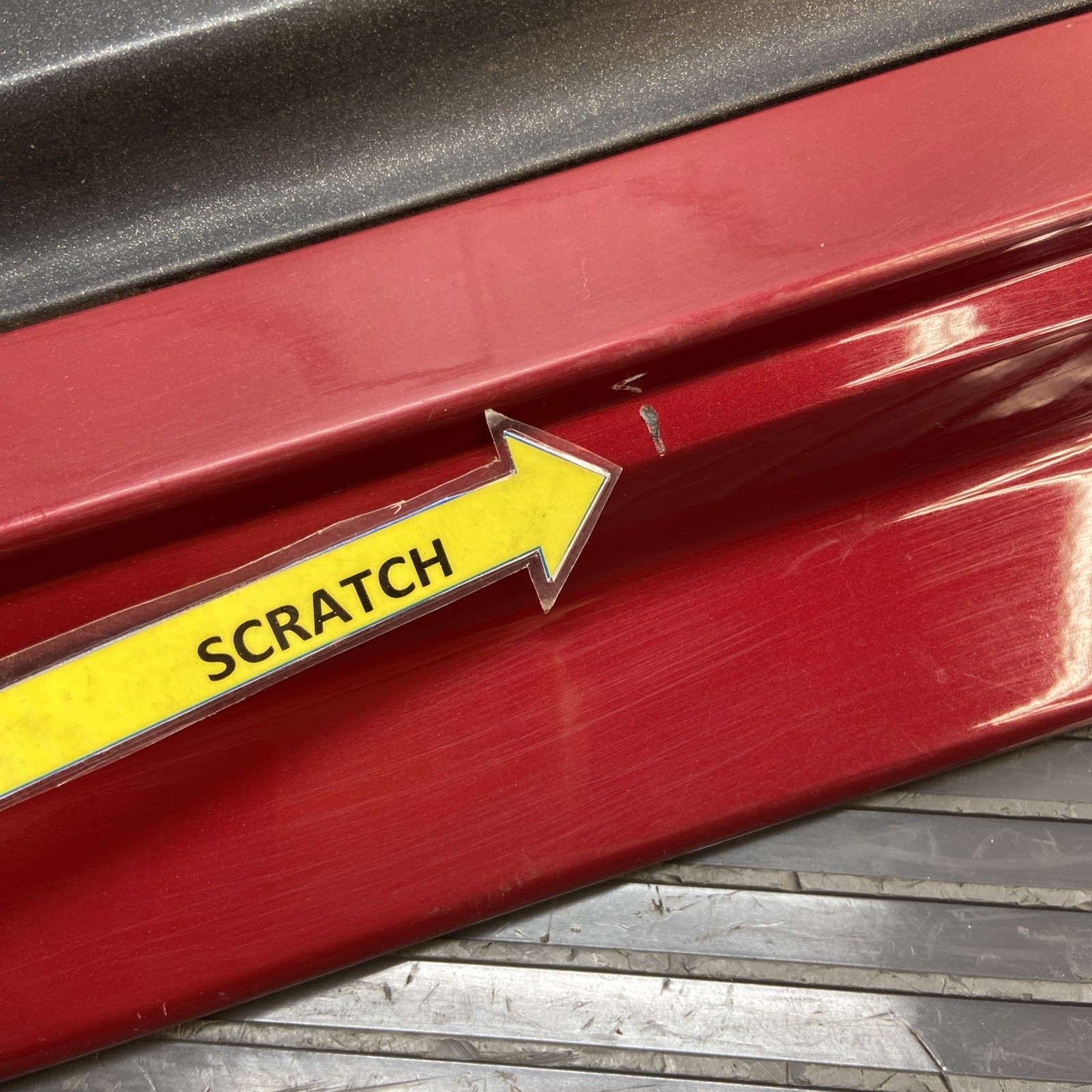 2014-2020 Maserati Ghibli M157 Left Rocker Panel Side Skirt Red OEM *NOTE*