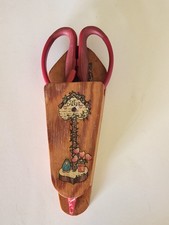 Wood '70 s Wall Pocket Scissors Holder Hand Painted Signed Home Tweet Home Birds